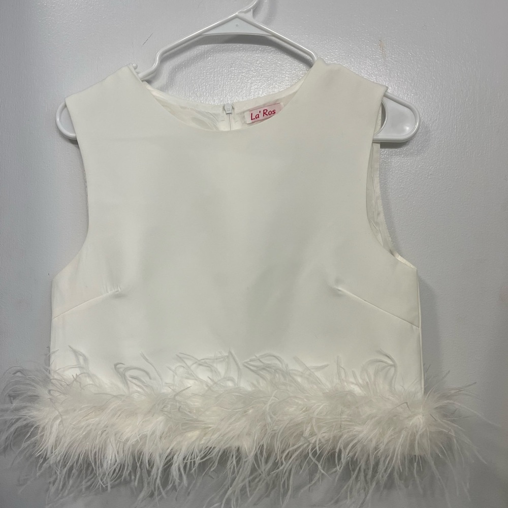White feather top